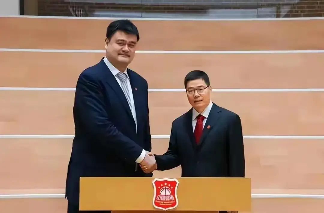 做到, 明走马上任, 郭振明十个