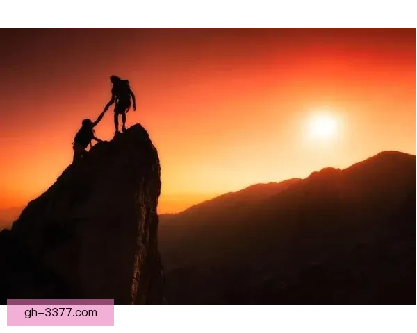 攀岩联赛璀璨辉煌，挑战极限，征服高峰